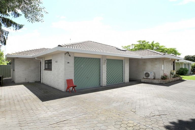 Photo of property in 243b Warwick Road, Mayfair, Hastings, 4122