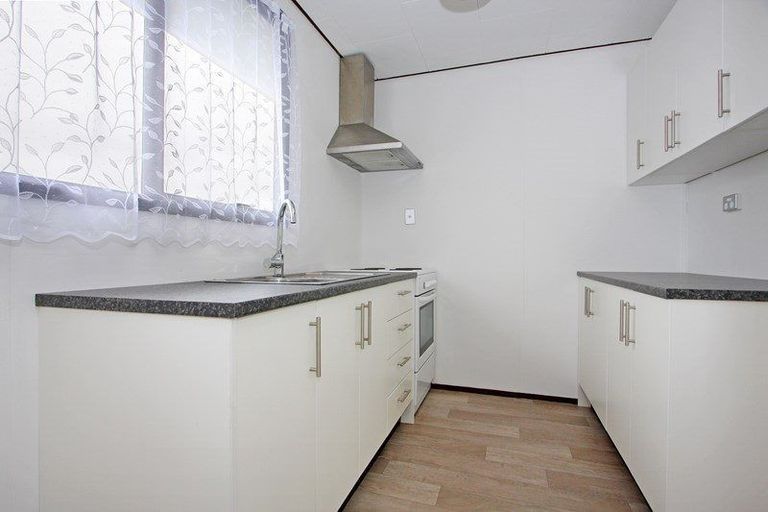 Photo of property in 1/27 Nearco Street, Randwick Park, Auckland, 2105