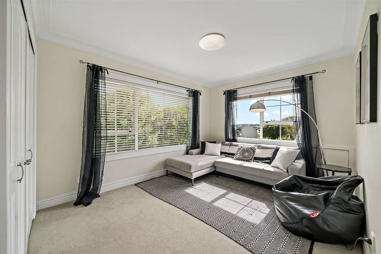 Photo of property in 2/26 Esmonde Road, Takapuna, Auckland, 0622