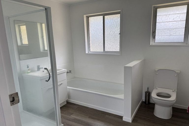 Photo of property in 11 Brookbank Place, Glenview, Hamilton, 3206