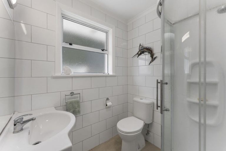 Photo of property in 12 Kiwi Street, Heretaunga, Upper Hutt, 5018