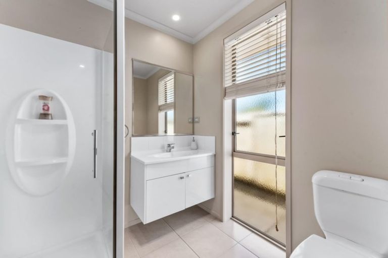 Photo of property in 94 Doncaster Drive, Papamoa Beach, Papamoa, 3118