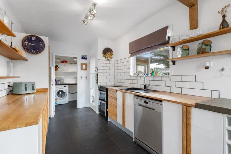 Photo of property in 43 Hendon Road, Fairview Downs, Hamilton, 3214