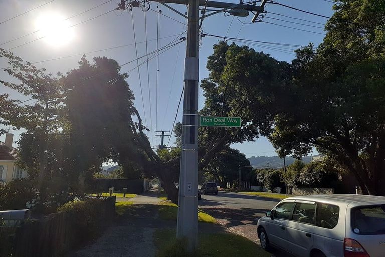 Photo of property in 22 Ron Deal Way, Epuni, Lower Hutt, 5011