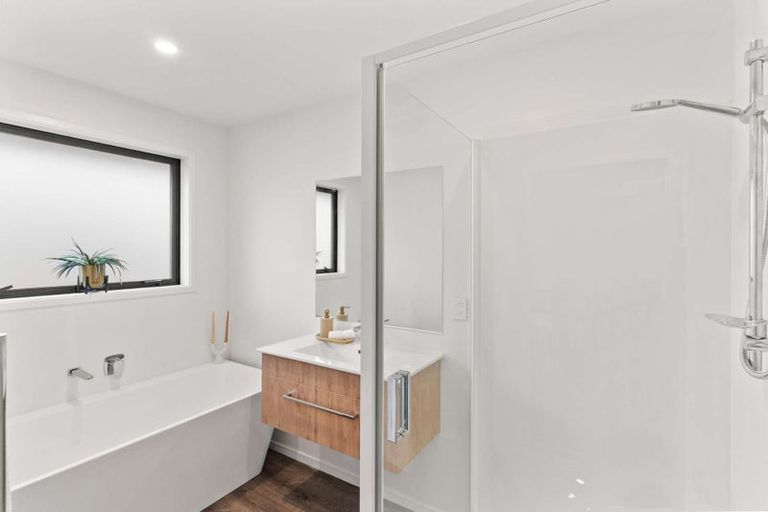 Photo of property in 19 Ellmers Street, Woodend, 7691