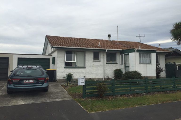 Photo of property in 11 Martyn Street, Rangiora, 7400