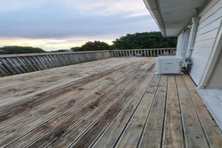 Photo of property in 26 Burbank Avenue, Manurewa, Auckland, 2102