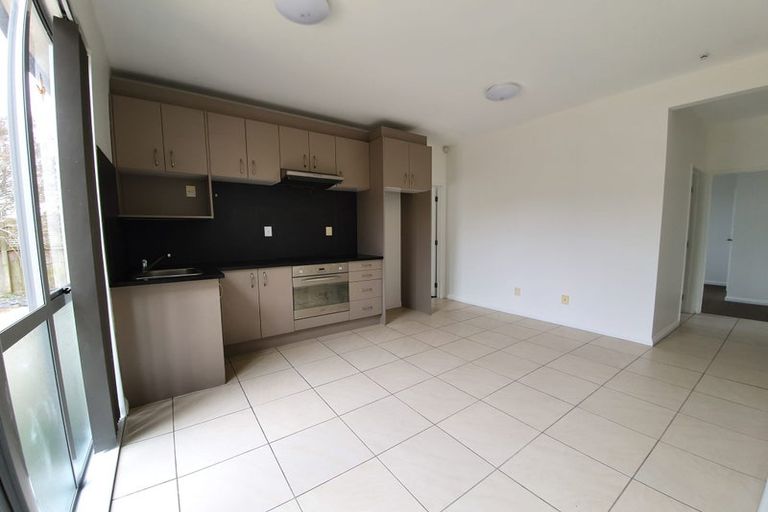 Photo of property in 10 Ballymore Drive, Pinehill, Auckland, 0632