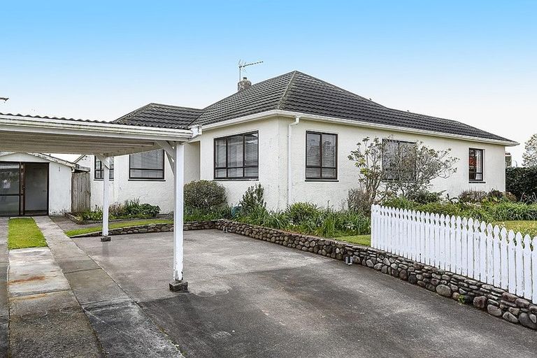 Photo of property in 49 Wrantage Street, Westown, New Plymouth, 4310