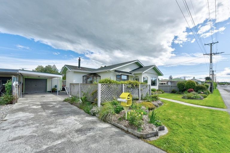 Photo of property in 20 Kitchener Street, Gore, 9710