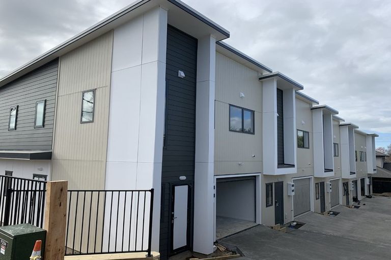 Photo of property in 4/11 Edgecumbe Street, Whitiora, Hamilton, 3200