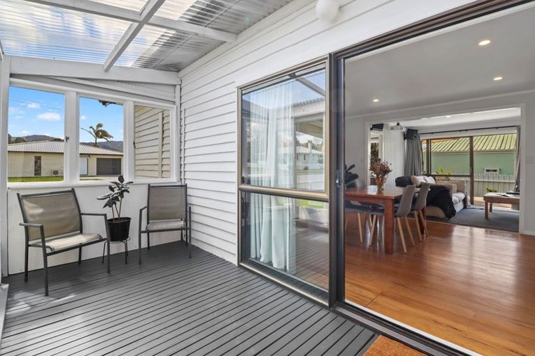 Photo of property in 3 Macmillan Street, Katikati, 3129