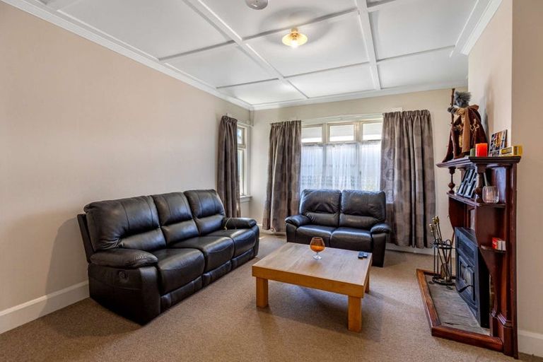 Photo of property in 75 Gonville Avenue, Gonville, Whanganui, 4501