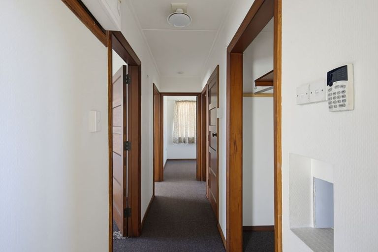 Photo of property in 2 Gothard Place, Westport, 7825