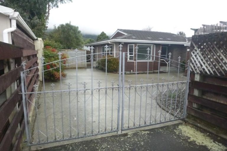 Photo of property in 85a Cambridge Terrace, Waterloo, Lower Hutt, 5011