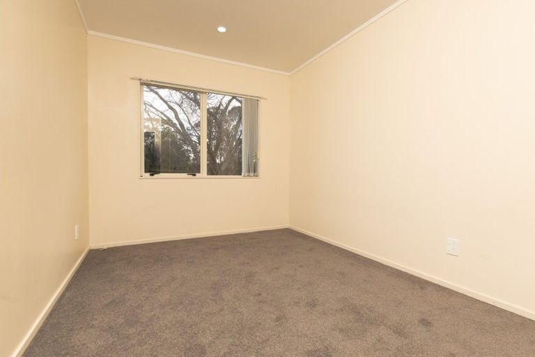 Photo of property in 2/19 Velvet Crescent, Otara, Auckland, 2023
