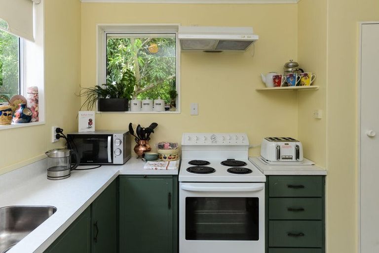 Photo of property in 704 Queen Street East, Parkvale, Hastings, 4122