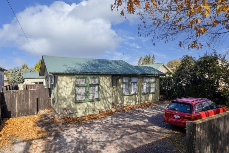 Photo of property in 10 Coopers Road, Dallington, Christchurch, 8061