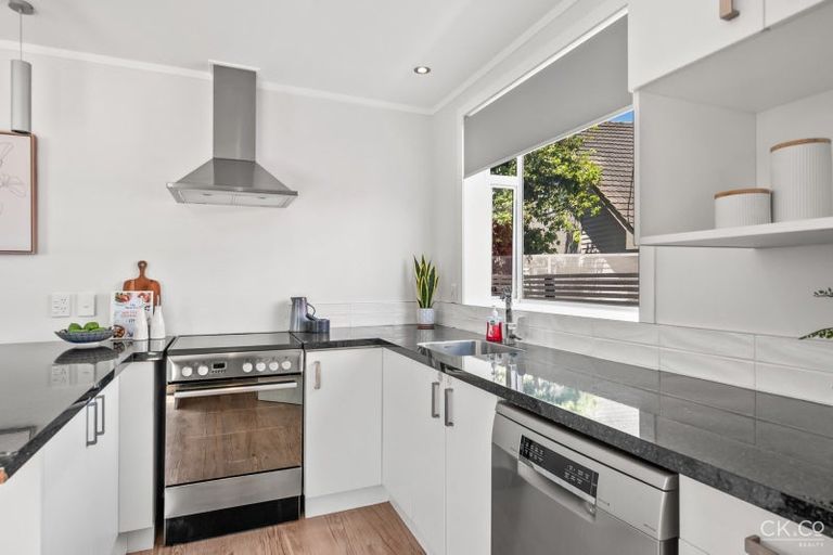 Photo of property in 15 Allen Street, Boulcott, Lower Hutt, 5011