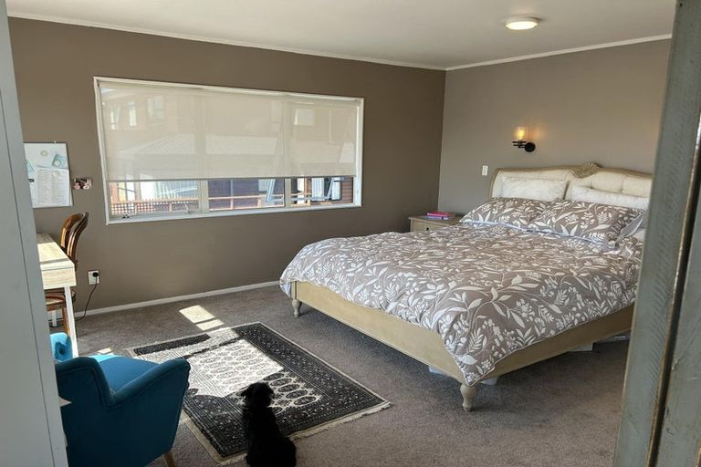 Photo of property in 52 Amorino Drive, Red Beach, 0932