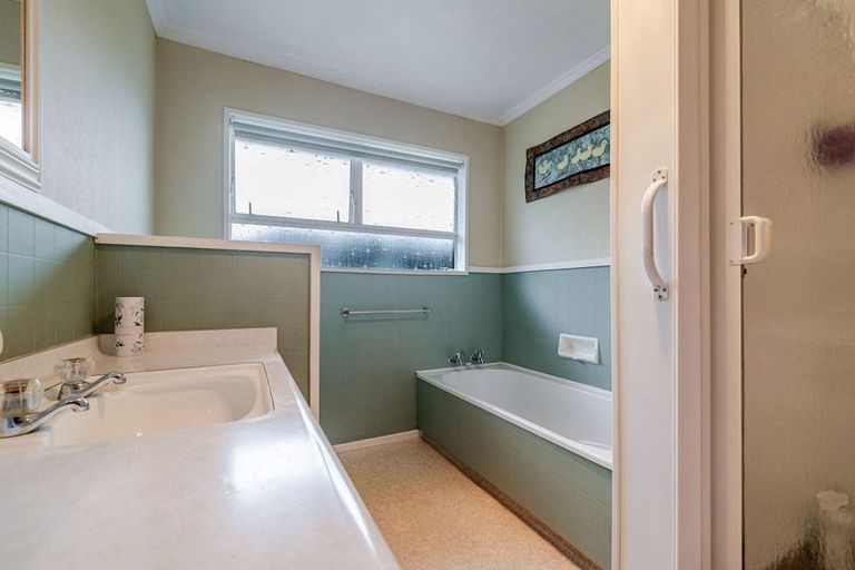 Photo of property in 19 Te Punga Place, Awapuni, Palmerston North, 4412