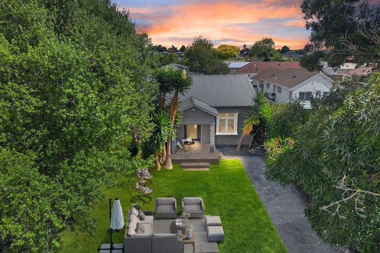 Photo of property in 1/256 Porchester Road, Takanini, 2112