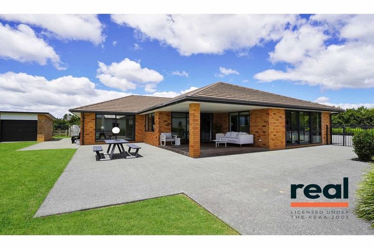 Photo of property in 26 Awhitu Road, Kerikeri, 0230