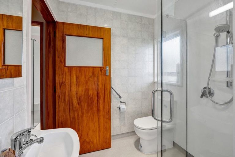 Photo of property in 90 Manawapou Road, Hawera, 4610