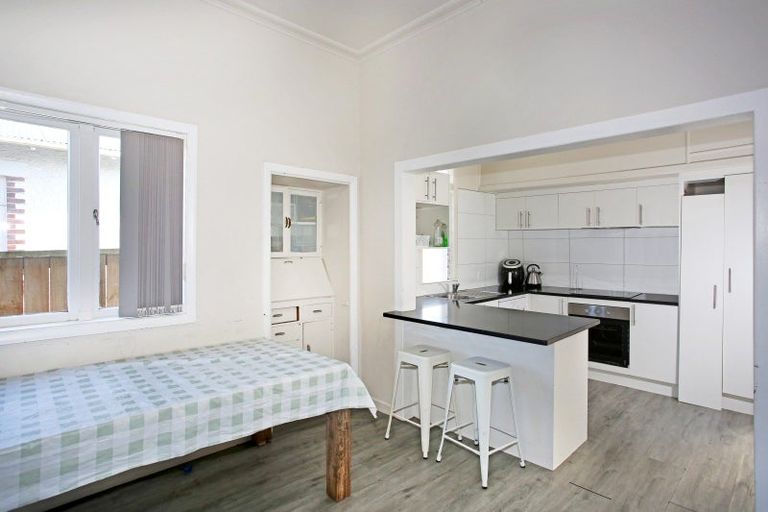 Photo of property in 15 Princes Street, Pukekohe, 2120