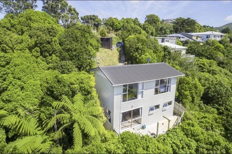 Photo of property in 4f Banksia Grove, Maungaraki, Lower Hutt, 5010