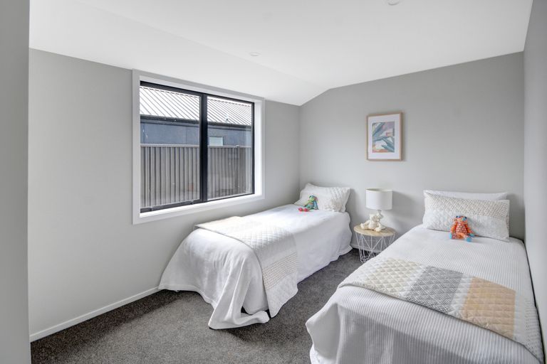 Photo of property in 32 Owhiro Avenue, Mosgiel, 9024