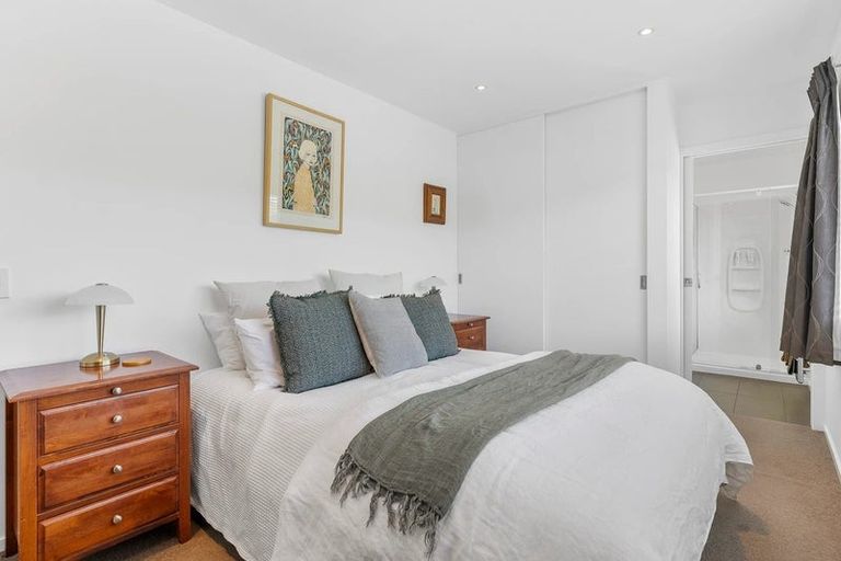 Photo of property in 22b Gloucester Street, Wilton, Wellington, 6012