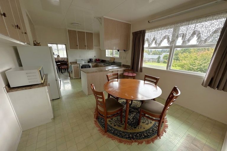 Photo of property in 27 Benalder Crescent, Tokoroa, 3420