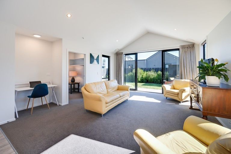 Photo of property in 8 Longlands Street, Lake Hayes, Queenstown, 9304