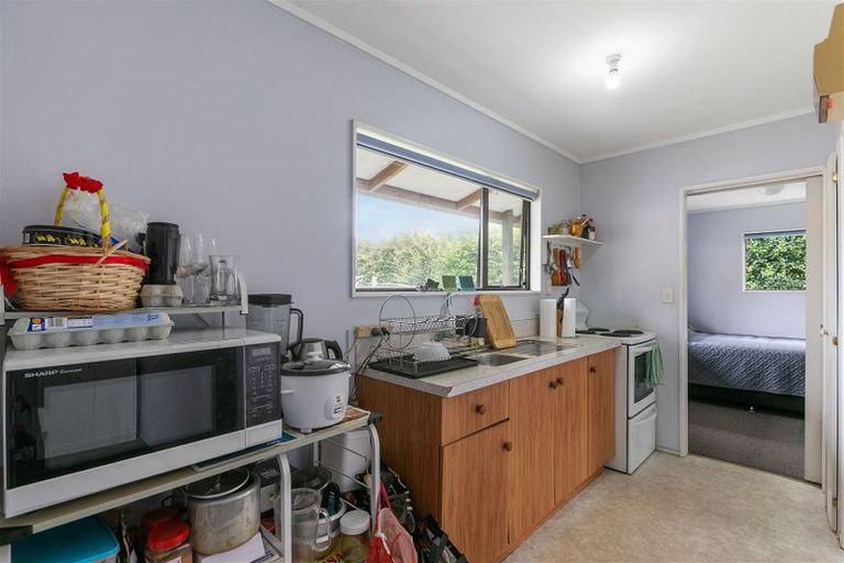 Photo of property in 48 Astley Avenue, New Lynn, Auckland, 0600