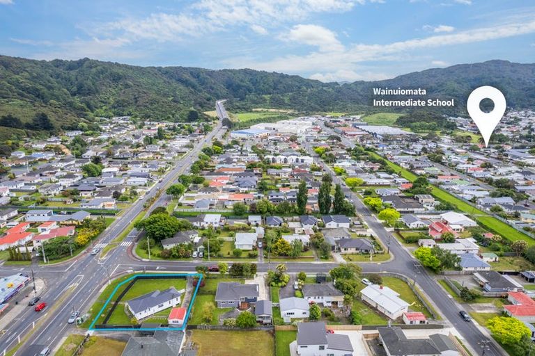Photo of property in 130 Wainuiomata Road, Wainuiomata, Lower Hutt, 5014