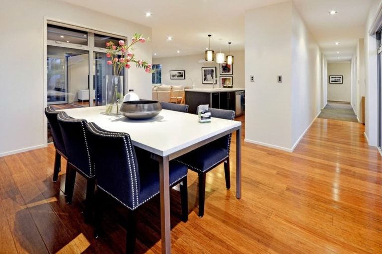 Photo of property in 73d Oraha Road, Kumeu, 0892