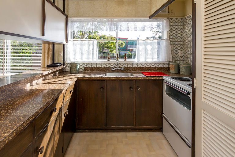 Photo of property in 3/34 Uxbridge Road, Mellons Bay, Auckland, 2014