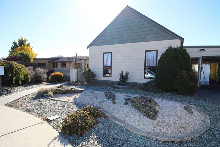 Photo of property in 2 Cherry Grove, Alexandra, 9320