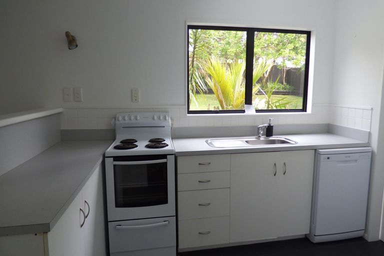 Photo of property in 6 Pounamu Place, Kerikeri, 0294