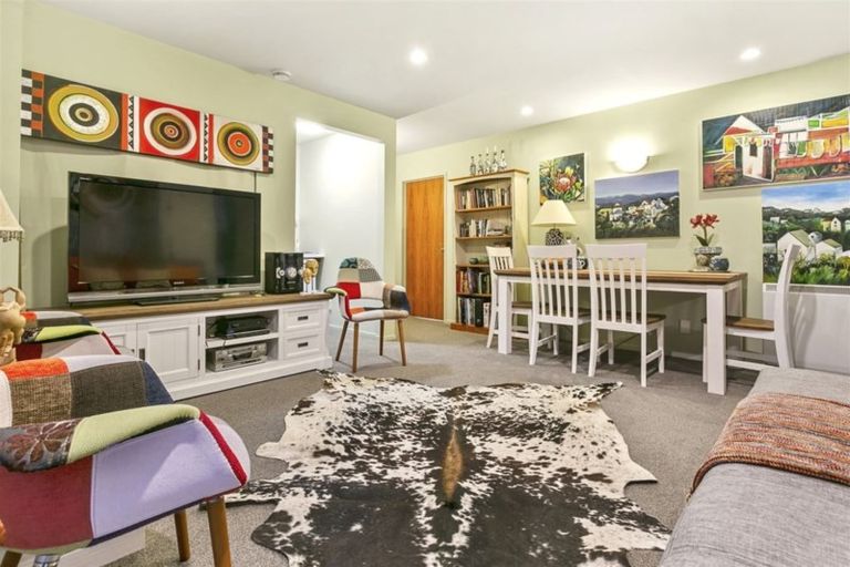 Photo of property in 2/14 Hastings Road, Mairangi Bay, Auckland, 0630