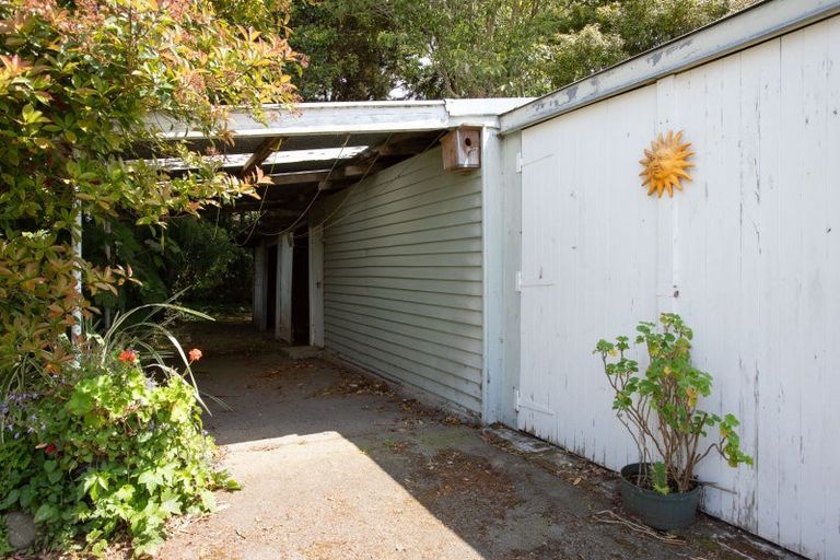 Photo of property in 29 Fox Street, Woodville, 4920