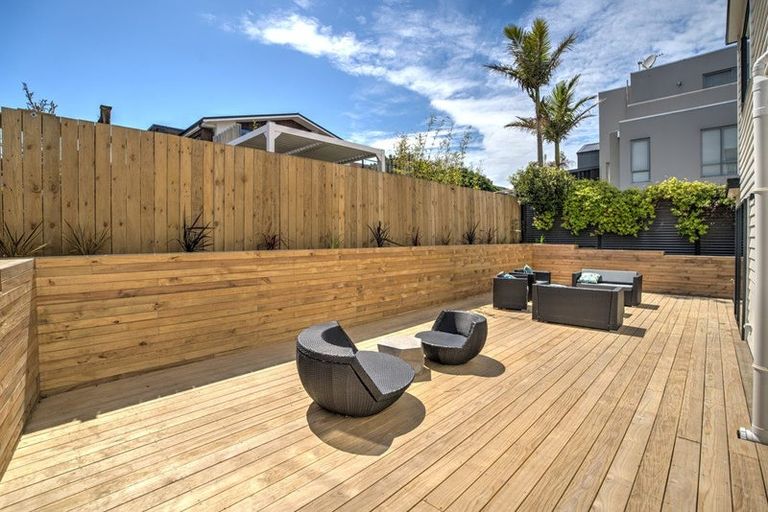Photo of property in 3b Pine Ridge Terrace, Waikanae Beach, Waikanae, 5036