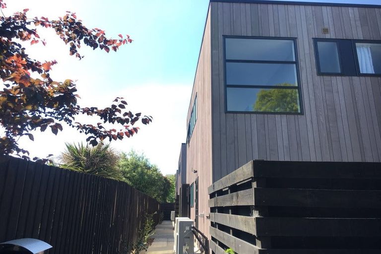 Photo of property in 60b Creyke Road, Ilam, Christchurch, 8041