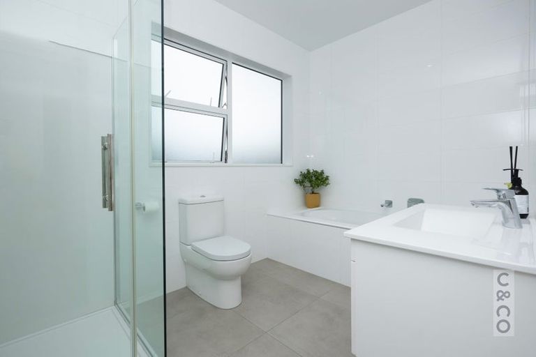 Photo of property in 44 Fruitlands Road, Kumeu, 0810