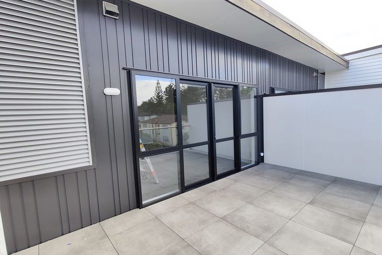 Photo of property in 6/11 Carlos Drive, Flat Bush, Auckland, 2016