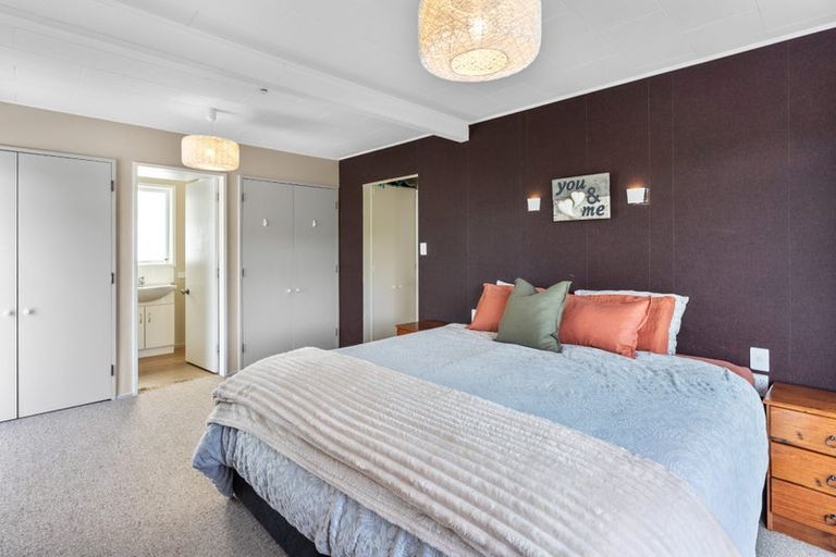 Photo of property in 140 Matai Road, Raumati Beach, Paraparaumu, 5032