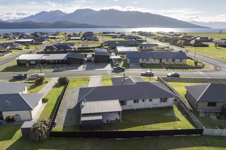 Photo of property in 44 Piopio Street, Te Anau, 9600