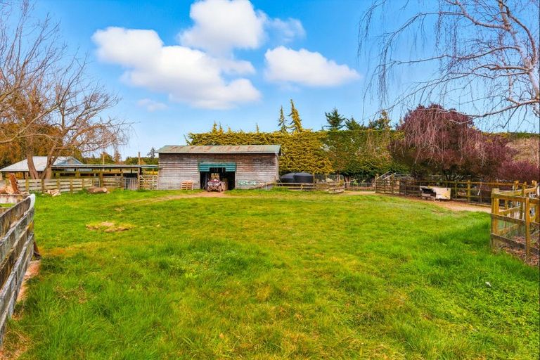 Photo of property in 70 Joblins Road, Levin, 5571