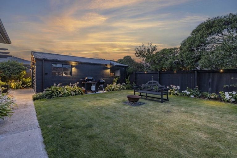 Photo of property in 25 Pandora Street, North New Brighton, Christchurch, 8083